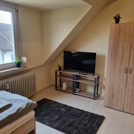 Komfortable Mit 3 Schlafzimmern Und Guter Anbindung Apartment Offenbach am Main