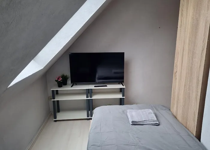 Komfortable Mit 3 Schlafzimmern Und Guter Anbindung Apartmán *